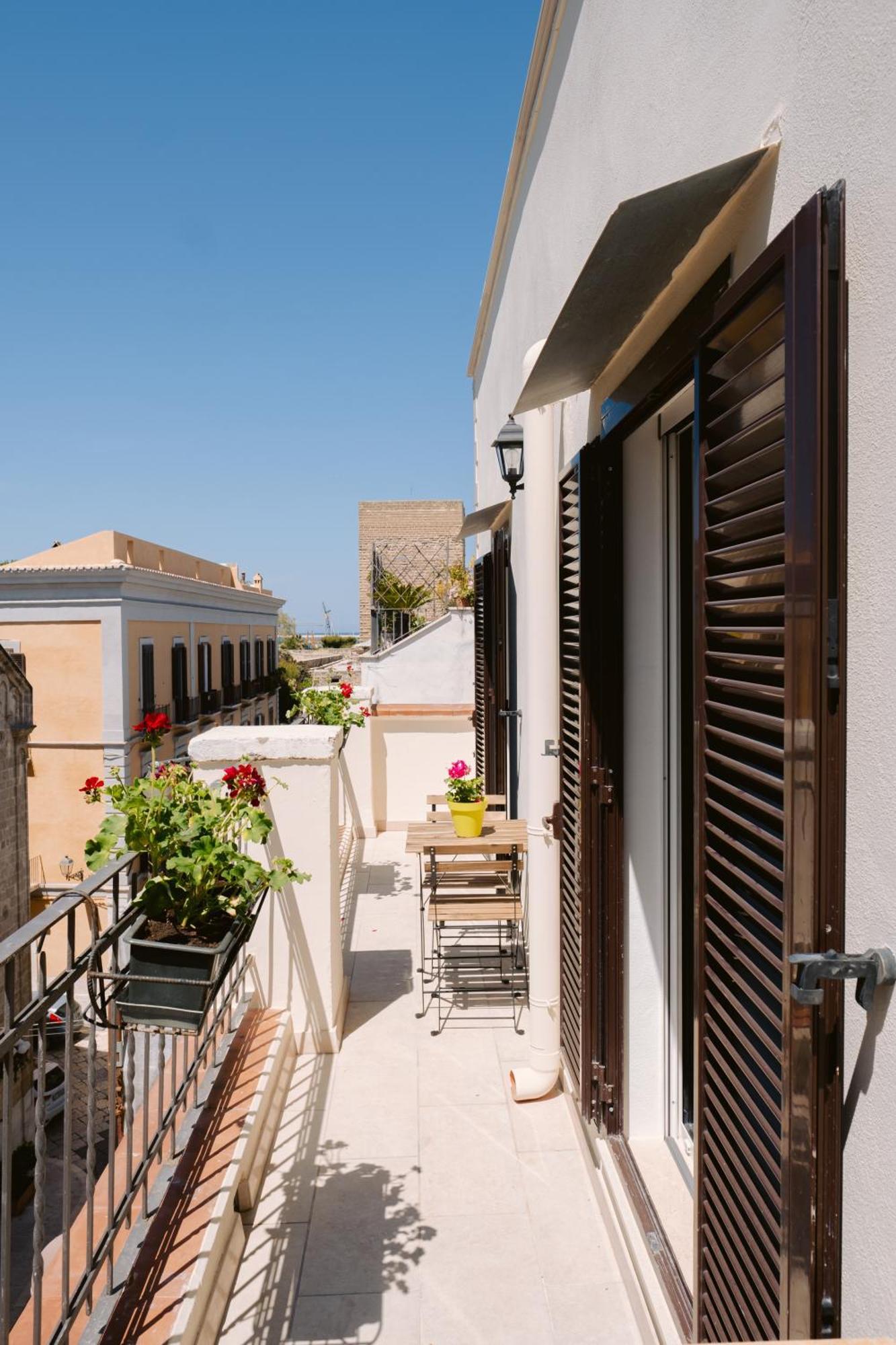 Casa Antonia - Terrace & Suites Bari Esterno foto